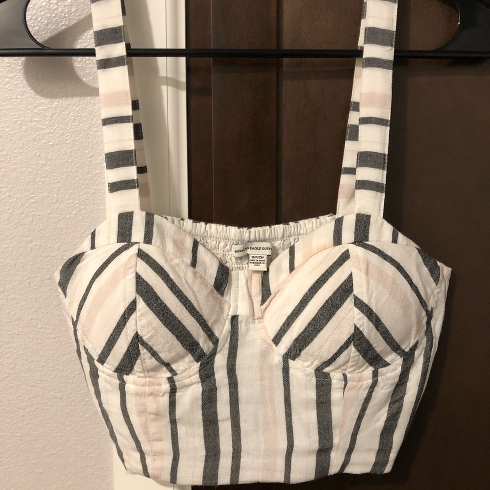 American Eagle Crop Top